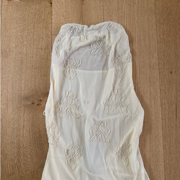 White Fox Mini Dress Beaded Sequins Cowl Neck Between The Lines Size XS Cream - Picture 3 of 8